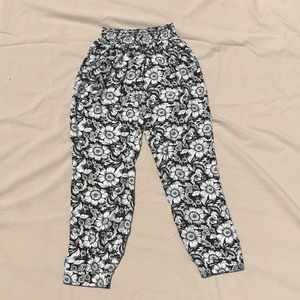 American Eagle Floral Boho Lounge Pant